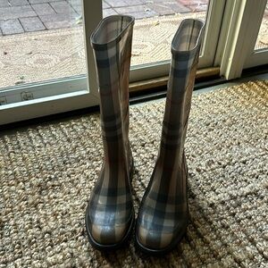 Burberry rain boots!